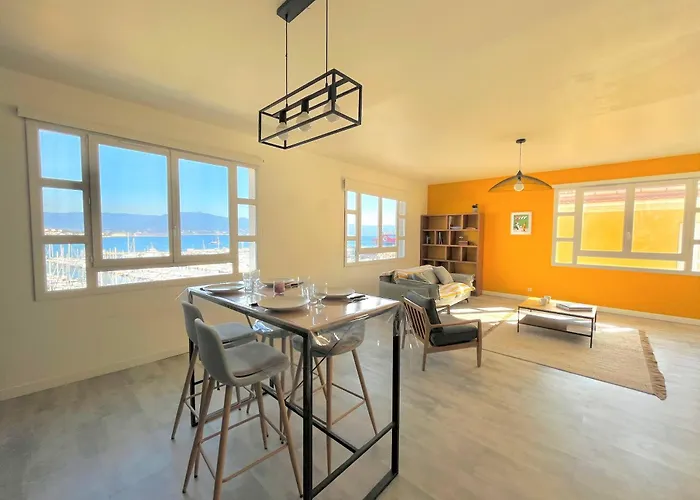 Appartement Centre Cours Napoléon Ajaccio (Corsica)